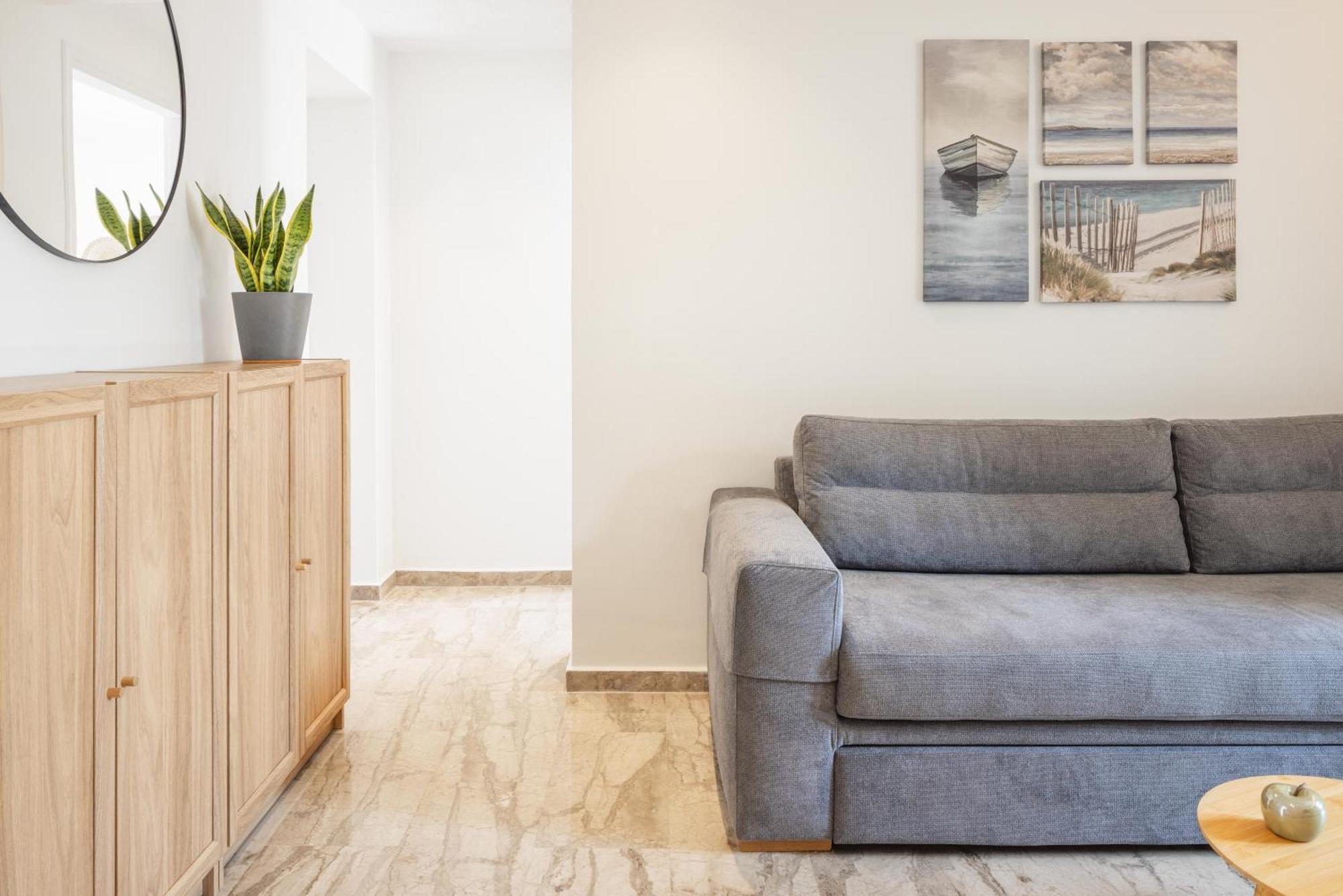 Minimalist Apartment Near The Airport And The City Center Kanali  Exterior photo